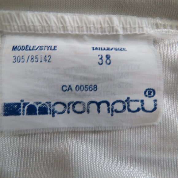 Vintage Off White/Cream Full Slip With Wide Lace V Neck, Size 38 - Picture 7 of 8